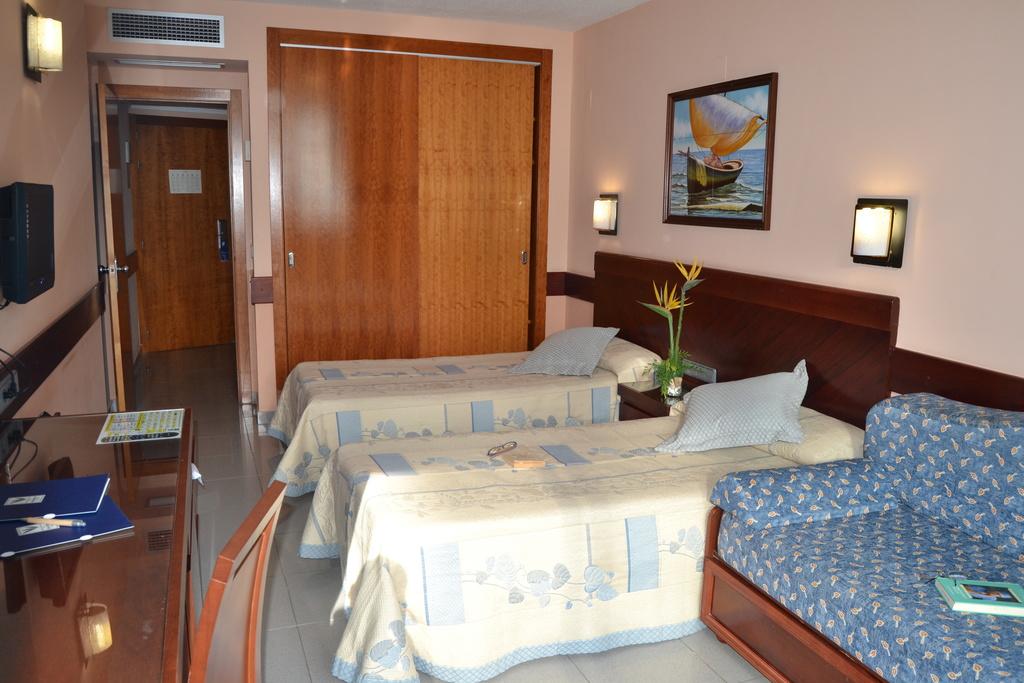 Marina Resort Benidorm - The Original Benidorm Vibe Екстериор снимка
