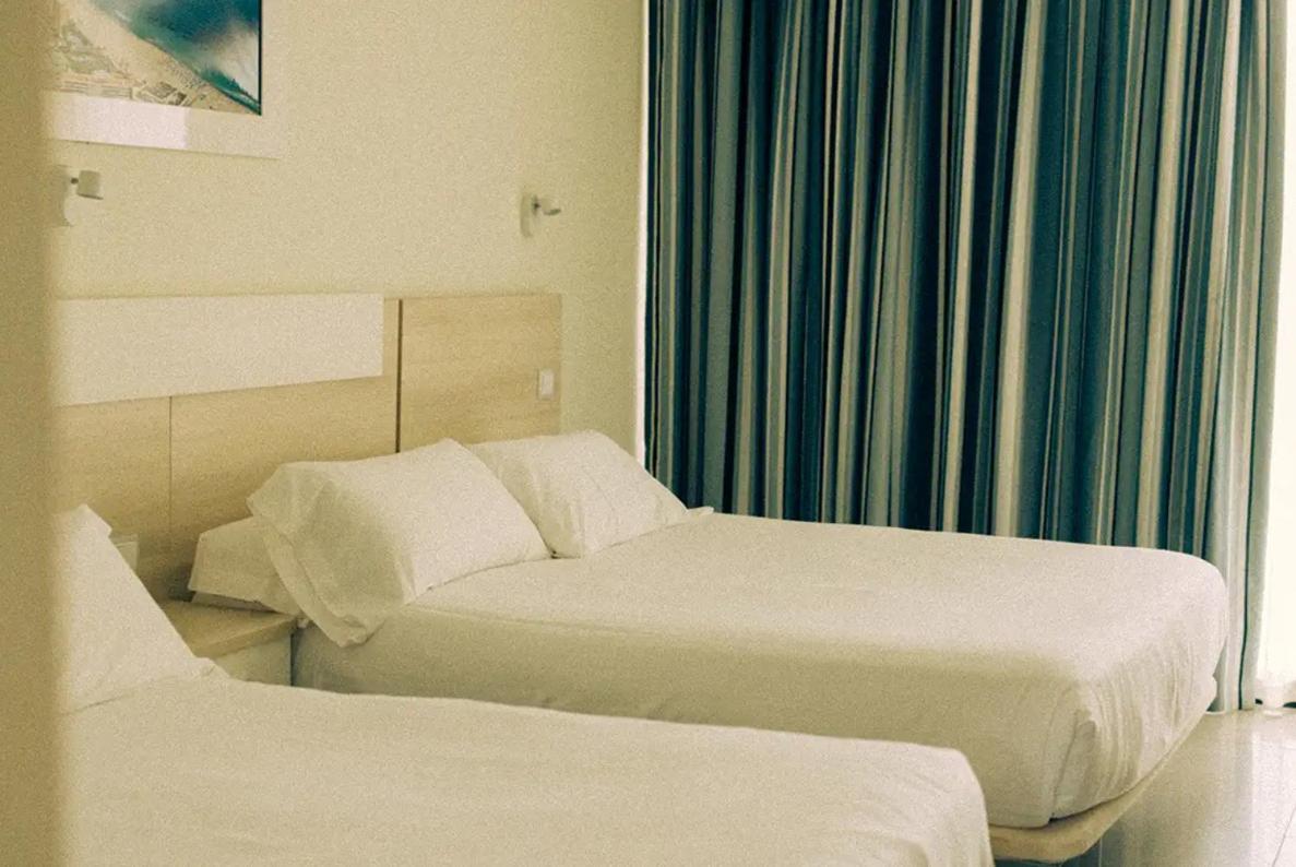Marina Resort Benidorm - The Original Benidorm Vibe Стая снимка
