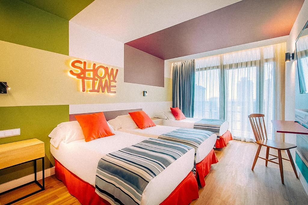 Marina Resort Benidorm - The Original Benidorm Vibe Стая снимка